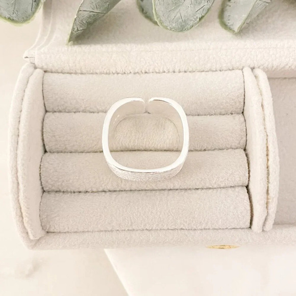 925 Sterling Silver Ring Band Brushed Ring Wide Ring Chunky Ring Texture Ring - Picture 5 of 8